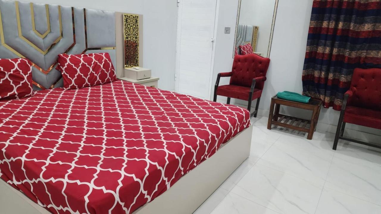 Gulshan Guest House การาจี ภายนอก รูปภาพ