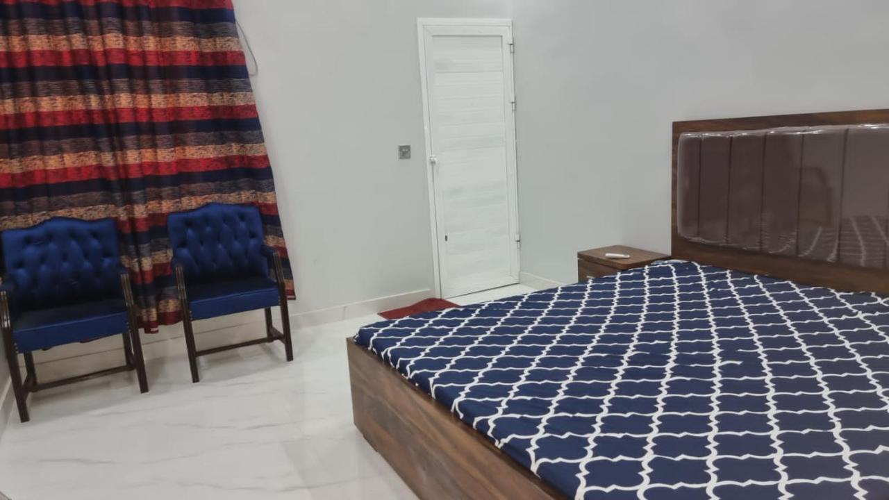 Gulshan Guest House การาจี ภายนอก รูปภาพ