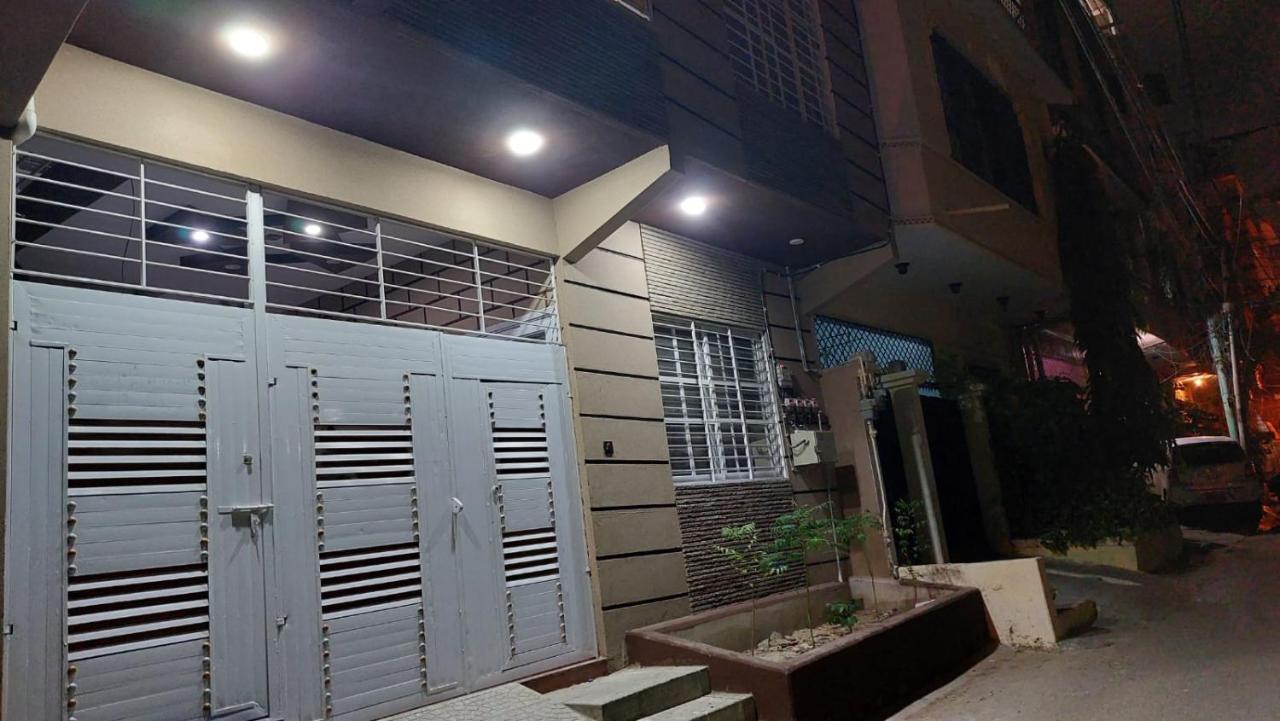 Gulshan Guest House การาจี ภายนอก รูปภาพ